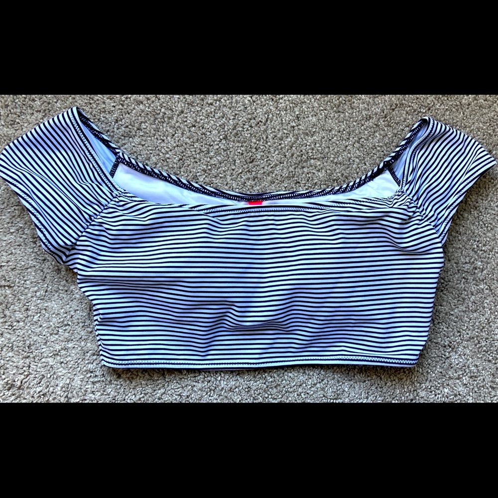 Victoria Secret Striped Swimsuit Bikini Top Medium